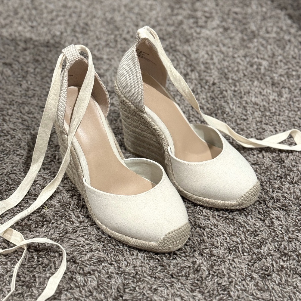 Ivory Lace-Up Espadrille Wedges – Summer Sandals Size 8